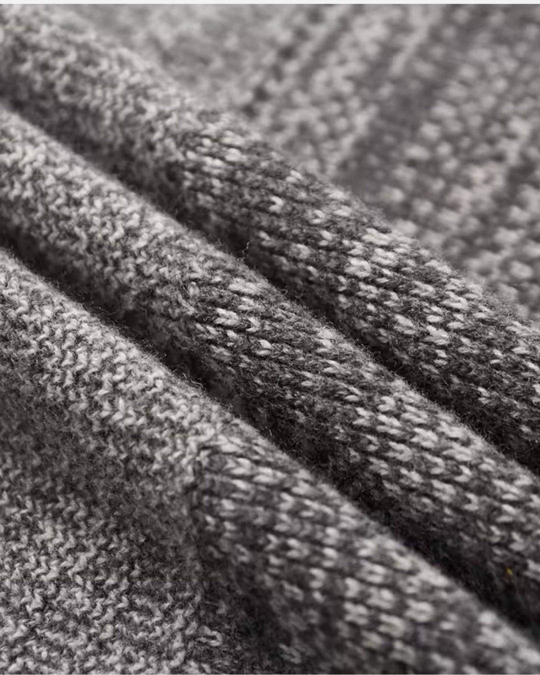 Merino Wool Crewneck Gradient Sweater - Grey